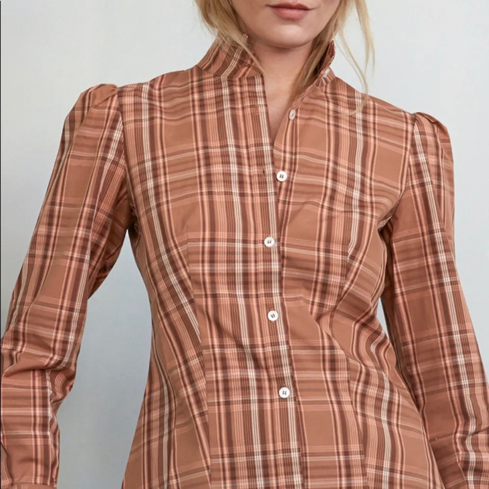 NWT Billie The Label button down shirt